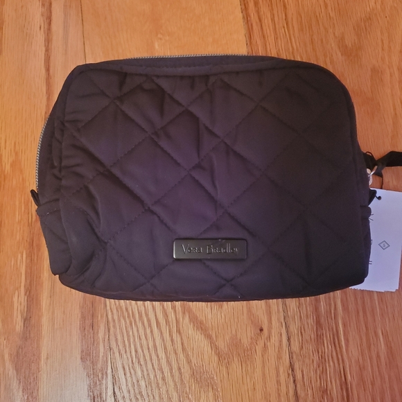 Vera Bradley Handbags - Vera Bradley Medium Cosmetic Bag NWT
